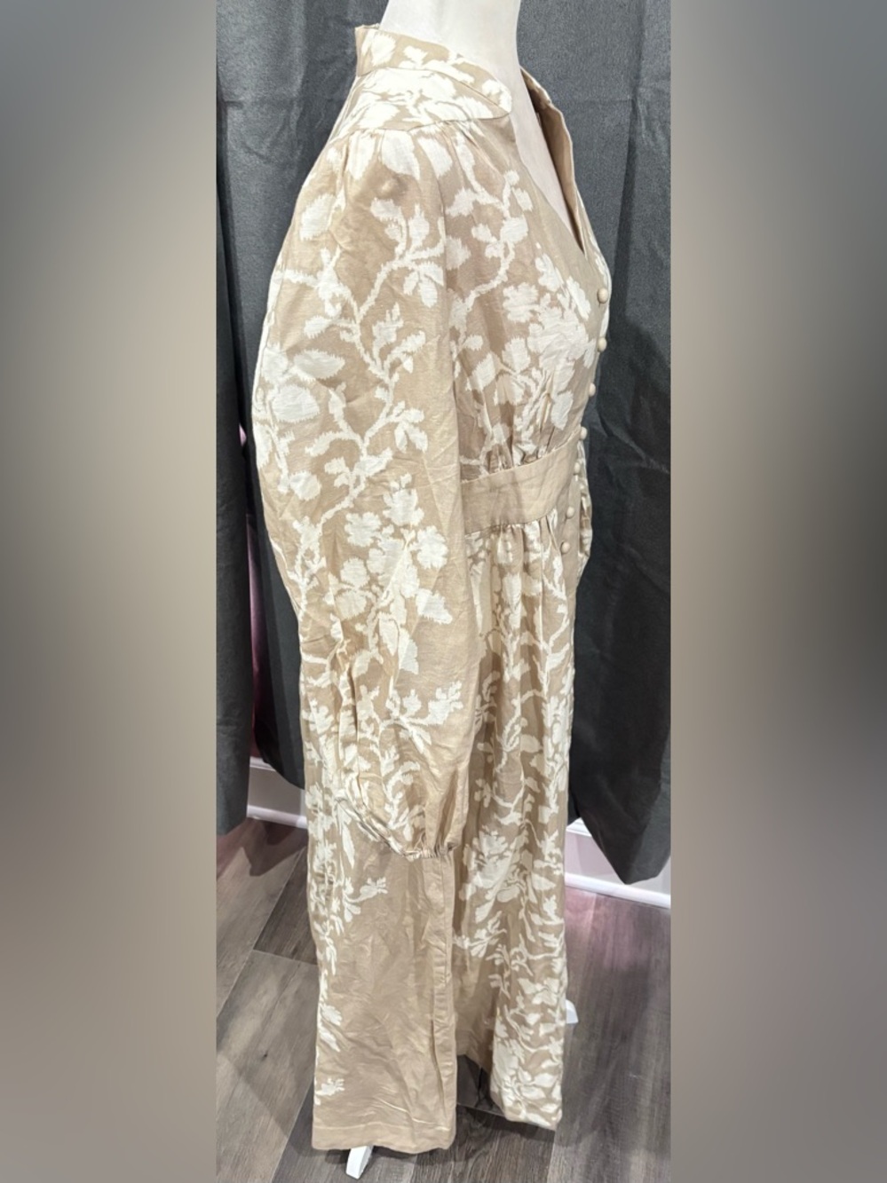 NWT Tuckernuck Sand Floral Stripe Serena Dress Small Beige White Midi Resort - Picture 5 of 11